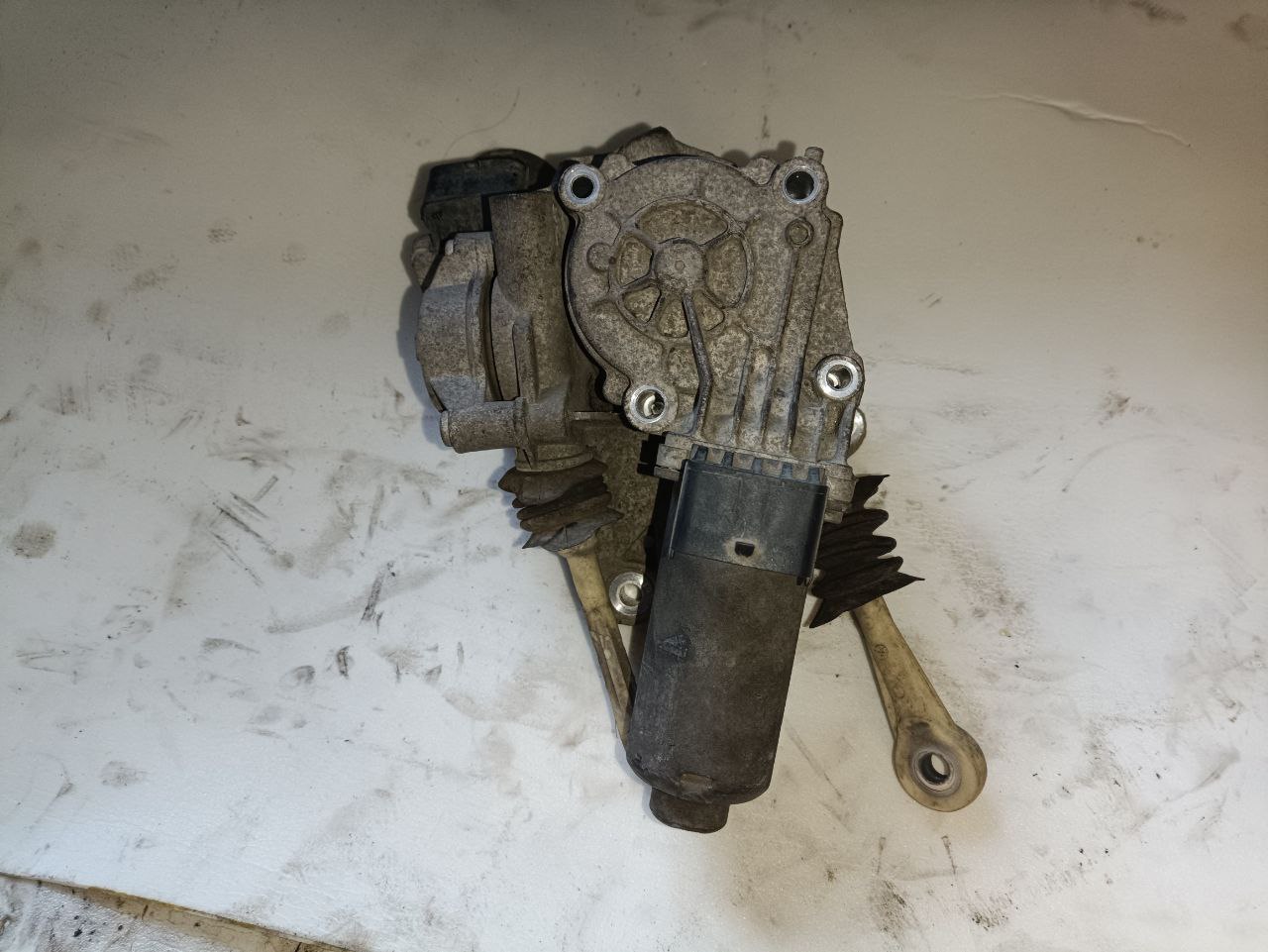 Анатомія поломки i-Shift: Чому насправді загоряється «шестерня» і клинить актуатор на Honda Civic та Jazz